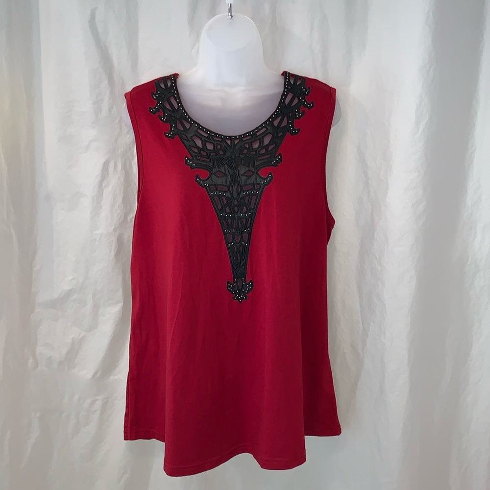 1x Maroon Black Studded Leather Neckline Detail Sleeveless Top Forever 21 Plus